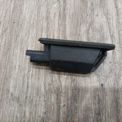 Фонарь подсветки номера Peugeot 208 2012 EB2(HMZ) хетчбэк 3дв., Задн. - изображение 3