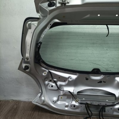 Дверь багажника Peugeot 208 2012 хетчбэк 3дв. EB2(HMZ) Задн. - изображение 2