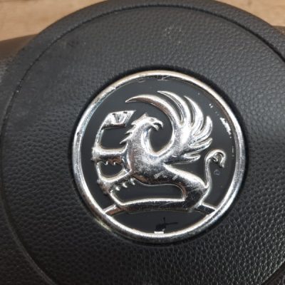 Аирбаг на руль Opel Astra H 2005 Z14XEP 1.4 хетчбэк 5дв. - изображение 2