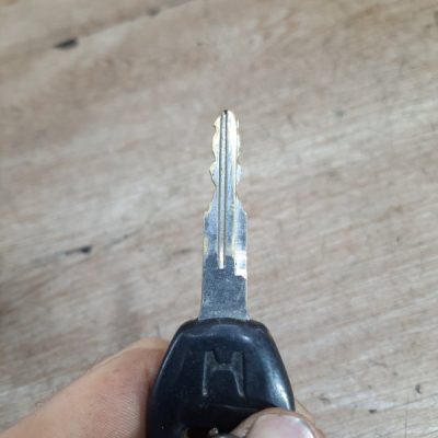 Замок зажигания Honda Civic 2001 D14A8 хетчбэк 5дв. - изображение 2