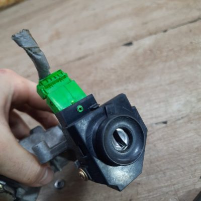 Замок зажигания Honda Civic 2001 D14A8 хетчбэк 5дв. - изображение 6