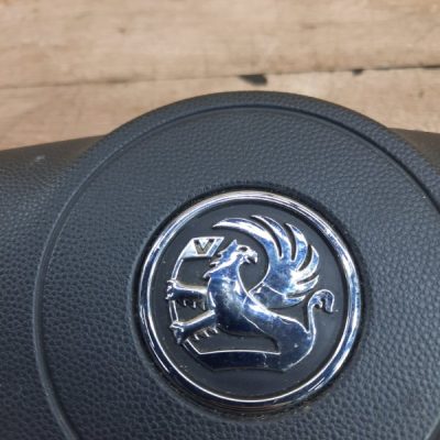 Аирбаг на руль Opel Astra H 2006 Z14XEP 1.4 хетчбэк 3дв. - изображение 2