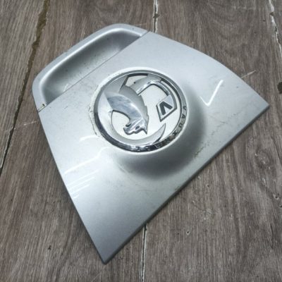 Ручка крышки багажника Opel Astra J 2011 Z16XER хетчбэк 5-ти дв., Задн. - изображение 2