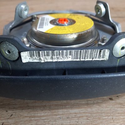 Аирбаг на руль Toyota Aygo 2006 хетчбэк 5дв. 1KR-FE - изображение 3