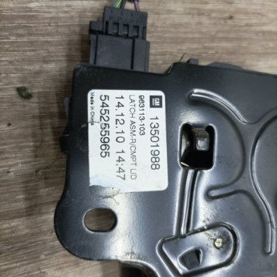 Замок крышки багажника Chevrolet Cruze 2011 седан LDE Задн. - изображение 4