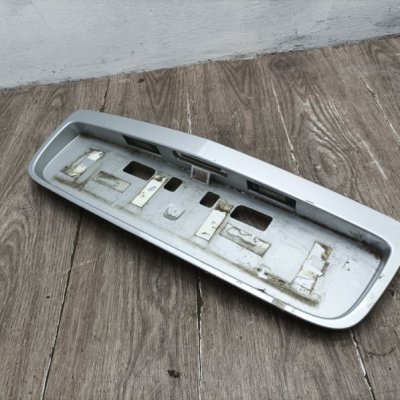 Накладка на крышку багажника Nissan Primera 2002 седан QG18DE Задн. - изображение 5