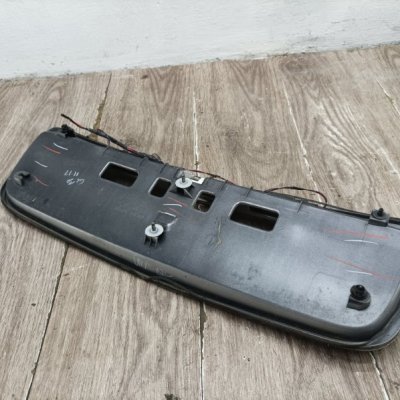 Накладка на крышку багажника Nissan Primera 2002 седан QG18DE Задн. - изображение 6