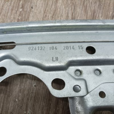 Стеклоподъемник Ford Focus 3 2014 хетчбэк 5-ти дв. M1DA Задн. Лев. - изображение 2