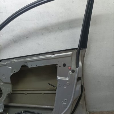 Дверь Nissan Primera 2002 седан QG18DE Перед. Прав. - изображение 5