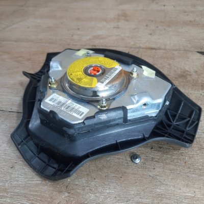 Аирбаг на руль Toyota Yaris 2004 хетчбэк 3дв. 2SZ-FE - изображение 7