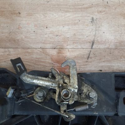 Рамка радиатора Peugeot 207 2007 KFU(ET3J4) хетчбэк 5дв. - изображение 3