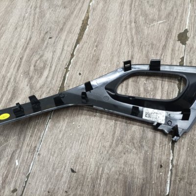 Накладка на дверь Peugeot 208 2012 хетчбэк 3дв. EB2(HMZ) Перед. Прав. - изображение 2
