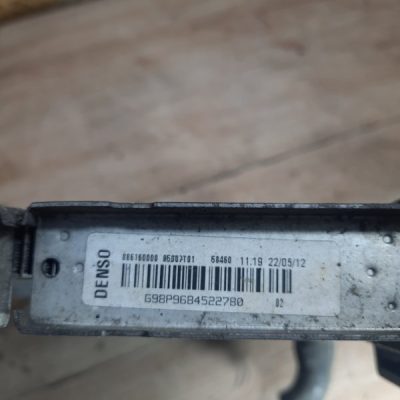 Радиатор ДВС Peugeot 208 2012 EB2(HMZ) хетчбэк 3дв. - изображение 8