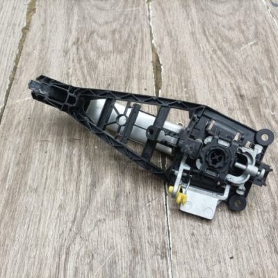 Ручка двери внешняя Opel Zafira B 2009 Z19DT минивэн, Перед., Лев. - изображение 4