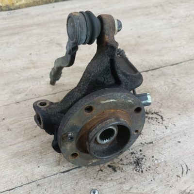 Поворотный кулак Peugeot 208 2012 EB2(HMZ) хетчбэк 3дв., Перед., Прав. - изображение 5