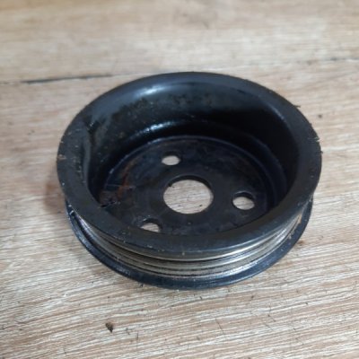 Шкив помпы Nissan Micra 2003 хетчбэк 3дв. CR12DE - изображение 2