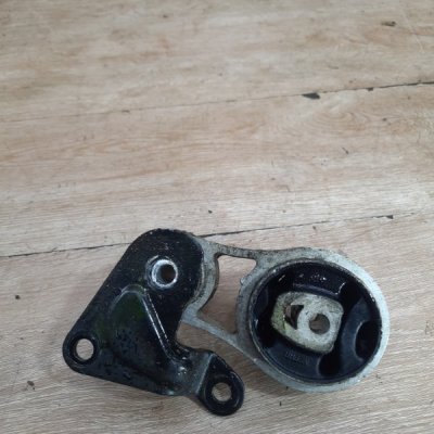 Подушка КПП Ford Fiesta 5 2005 хетчбэк 5дв. FXJA Прав. - изображение 5