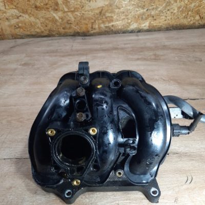 Коллектор впускной Toyota Aygo 2007 1KR-FE хетчбэк 5дв. - изображение 3