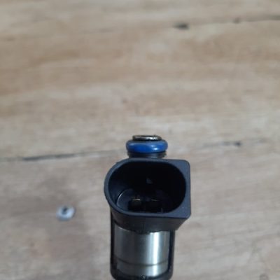 Топливная форсунка Audi A3 2005 AXX хетчбэк 3дв. - изображение 6
