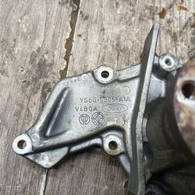 Помпа Ford Focus 1 FYDB - изображение 3