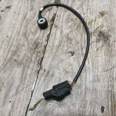 Датчик детонации Ford Focus 1 FYDB - изображение 3
