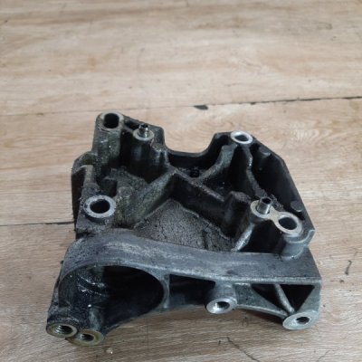 Кронштейн генератора Peugeot 207 2007 хетчбэк 5дв. KFU(ET3J4) - изображение 5