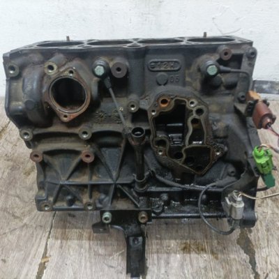 Блок двигателя Audi A3 2005 хетчбэк 3дв. AXX - изображение 8