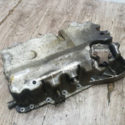 Масляный поддон ДВС Audi A3 2005 хетчбэк 3дв. AXX - изображение 5