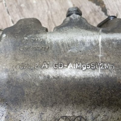 Масляный поддон ДВС Audi A3 2005 хетчбэк 3дв. AXX - изображение 7