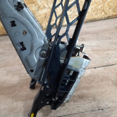 Ручка ручного тормоза Opel Zafira B 2007 Z18XER минивэн - изображение 13