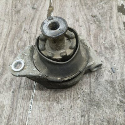 Подушка двигателя Opel Astra G Z16XE1 Задн. - изображение 2