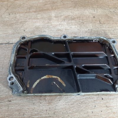 Передняя крышка двигателя Nissan Micra 2006 хетчбэк 5-ти дв. CR14DE - изображение 3
