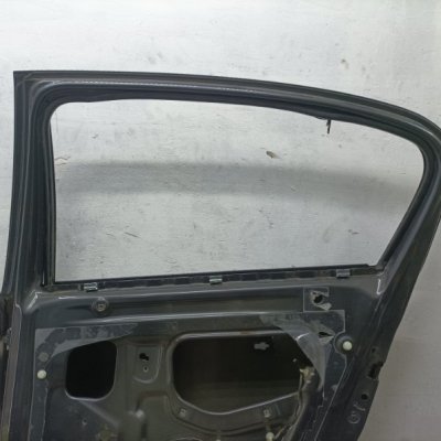 Дверь Opel Corsa D 2011 хетчбэк 5дв. A13DTC 1.3 Задн. Прав. - изображение 2