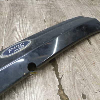 Накладка на крышку багажника Ford Fiesta 6 2009 хетчбэк 5дв. SNJA Задн. - изображение 5