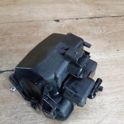 Корпус топливного фильтра Peugeot 206 CC 2006 кабриолет 9HZ(DV6TED4) - изображение 6