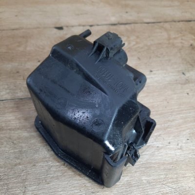 Корпус топливного фильтра Peugeot 206 CC 2006 кабриолет 9HZ(DV6TED4) - изображение 2