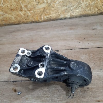 Кронштейн промежуточного вала Peugeot 206 CC 2006 кабриолет 9HZ(DV6TED4) - изображение 4