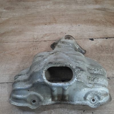 Тепловой экран выпускного коллектора Honda Jazz 2005 L13A1 хетчбэк 5дв. - изображение 4