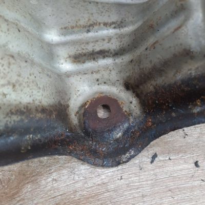 Тепловой экран выпускного коллектора Honda Jazz 2005 L13A1 хетчбэк 5дв. - изображение 6