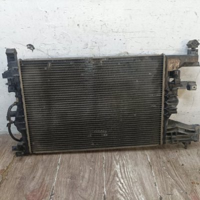 Радиатор ДВС Opel Astra J 2014 хетчбэк 5дв. A14XER 1.4 - изображение 6