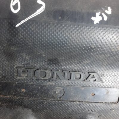 Декоративная крышка двигателя Honda Civic 2008 L13A7 хетчбэк 5дв. - изображение 3