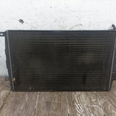 Радиатор ДВС Volkswagen Golf 5 2006 хетчбэк 5дв. BXE - изображение 6