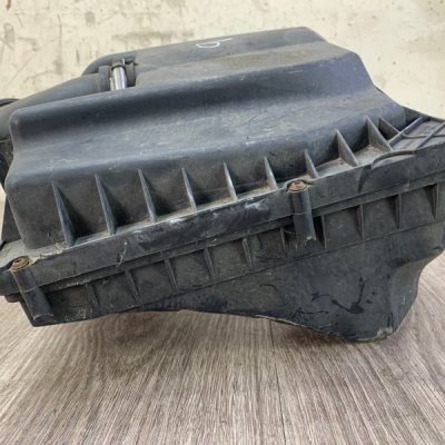Корпус воздушного фильтра Opel Astra H 2004-2010 - изображение 2
