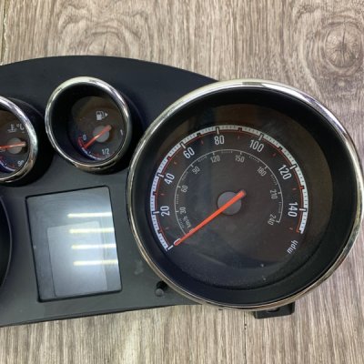 Панель приборов Opel Meriva B минивэн A17DTL - изображение 1