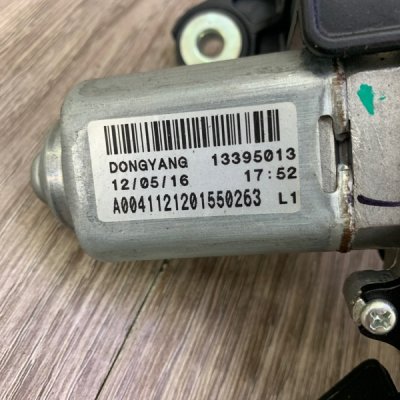 Мотор дворников Opel Astra J 2012 хетчбэк 5-ти дв. Задн. - изображение 3