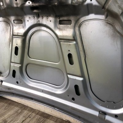 Капот Mazda 5 2008 минивен LFF7 - изображение 3
