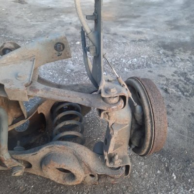 Задняя балка Ford Focus 1 2005 хетчбэк 5дв. FYDA - изображение 6
