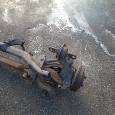 Задняя балка Ford Focus 1 2005 хетчбэк 5дв. FYDA - изображение 3