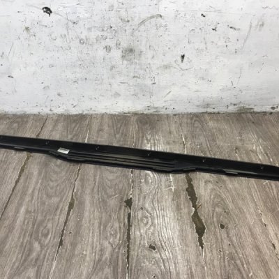 Накладка на крышку багажника Land Rover Range Rover 2004 внедорожник Задн. - изображение 3