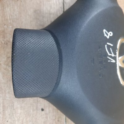 Аирбаг на руль Toyota Aygo 2006 хетчбэк 3дв. 1KR-FE - изображение 9
